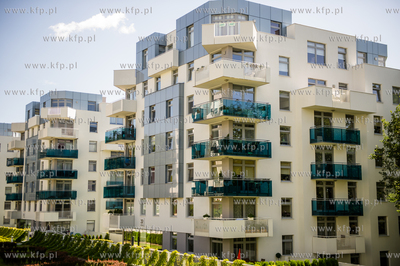 Gdynia, Karwiny. Apartamenty na Polanie. 04.03.2016
fot....