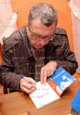 Biesiada Literacka z Grzegorzem Miecugowem - Miejska...