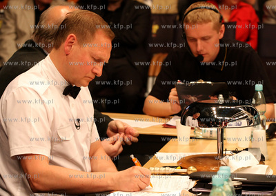 Gdynia, Gala boksu zawodowego. Nz. Sedziowie.
09.05.2009
fot....