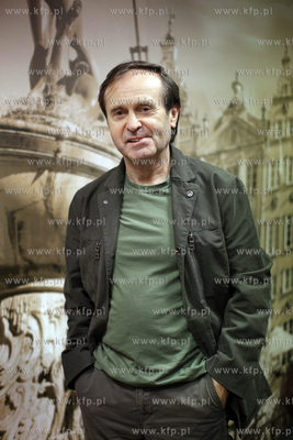 Galeria Baltycka. Spotkanie w EMPIK-u,  z aktorami...