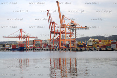 Baltycki Tarminal Kontenerowy w gdynskim Porcie
28.04.2012
Fot....