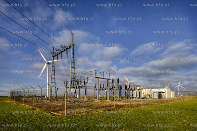 Elektrownia wiatrowa w okolicy Wladyslawowa. 06.01.2015...