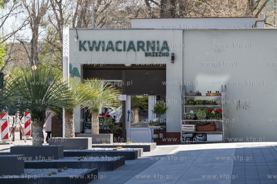 Gdańsk Brzeźno. Kwiaciarnia Brzeźno.25.04.2025...