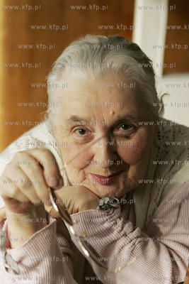 Lucyna Legut - Lucha - aktorka, malarka, pisarka. Na...