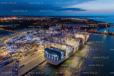 Do DCT Gdańsk zawinął największy kontenerowiec...