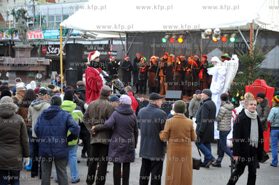 Swiateczne wigilijne spotkanie mieszkancow i wladz...