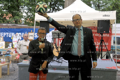 Festyn charytatywny Zeszyt dla Ucznia odbyl sie tym...