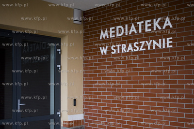 Trwa budowa Mediateki w Straszynie, która powstaje...