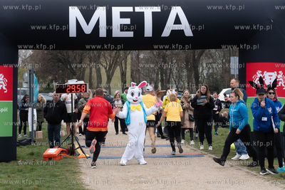 Charytatywny bieg Goń Zajączka. Wydarzenie to ma...