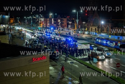 Gdańsk, Protest "Po miesiącu się nie damy"! 23.11.2020...