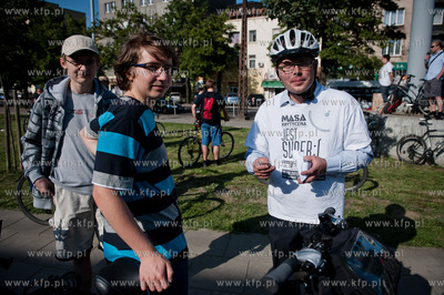 Gdynia. Rowerowa Masa Krytyczna. Zorganizowana przez...