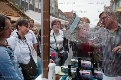 Gdansk. Ulica Szeroka. 752 Jarmark sw. Dominika.
Nz...