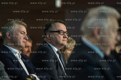 Port lotniczy im. Lecha Walesy w Gdansku Rebiechowie....