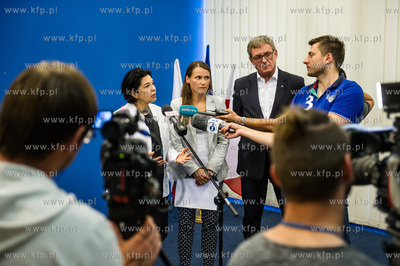 Gdańsk.  CH Manhattan. Biuro Platformy Obywatelskiej....