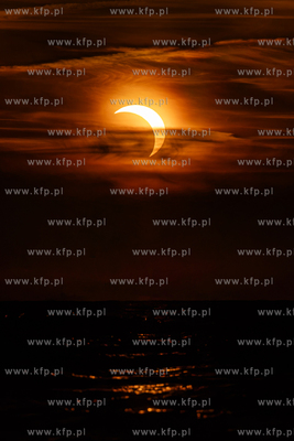 Plaża w Karwi. Zaćmienie słonca, 
12.08.2026
fot....