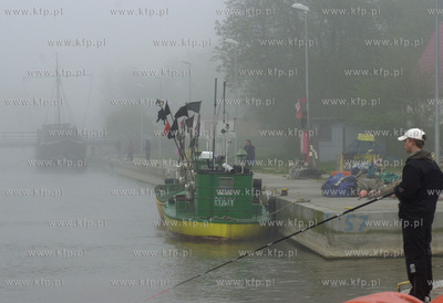 Mglisty i mrozny jak na ta pore roku bo tylko +4 stopnie...