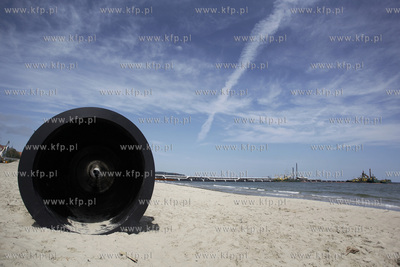 Prace przy budowie wylotow sopockich potokow w glab...