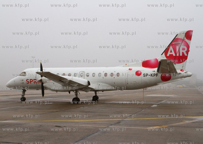 Gdansk, Rebiechowo. Nz. Saab 340 A linii Sprint Air.
08.11.2009
Fot.Sebastian...