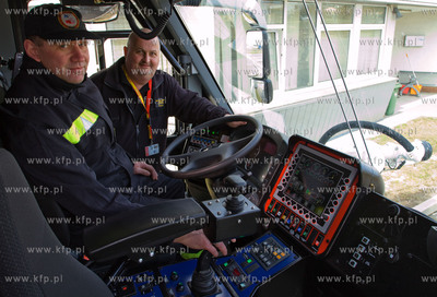Gdansk, Rebiechowo. Nz. Szkolenie sie Lotniskowej Strazy...