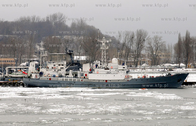 Zima w gdynskim porcie. Widok na Port marynarki Wojennej

17.02.2012

Fot....