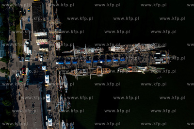 Tall Ships' Races 2009 w Gdyni z lotu ptaka. Zlot Wielkich...