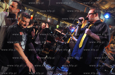 Koncert grupy Czarno-Czarni w sopockim Spatifie polaczony...