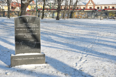 Gdansk Nowy Port. Park na ul. Wyzwolenia przed ul....