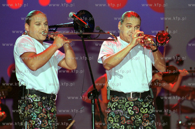 Sopot Festiwal. Golec uOrkiestra. 23.08.2002 Fot. Maciej...