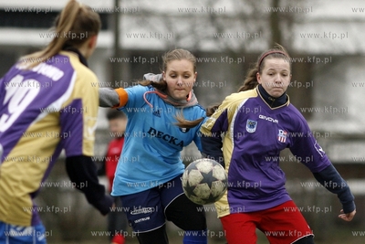 Gdansk Zaspa. Pilkarski turniej dzikich druzyn Do przerwy...