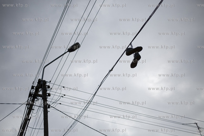 Gdynia Orłowo. Linie elektryczne i telefoniczne.
19.04.2017
fot.Krzysztof...