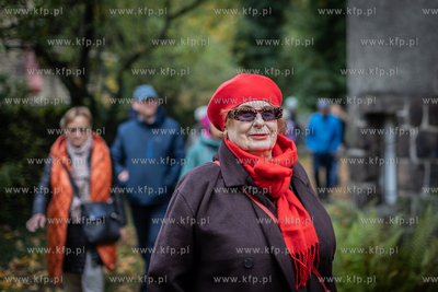 Mieszkańcy kurortu spacerowali w niedzielę z przewodniczką...
