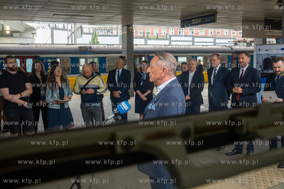 Przystanek SKM Śródmieście. Prezentacja nowych pociągów...