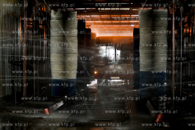 Pokaz mycia autobusow w zajezdni ZKM przy Al. Gen....