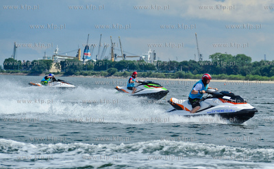 Plaza w Gdansku - Brzeznie . Jetskirace - Mistrzostwa...