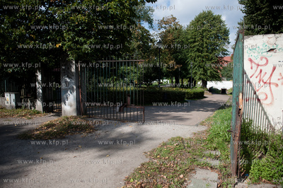 Park Kuzniczki  - zabytkowy, niewielki park w Gdansku...
