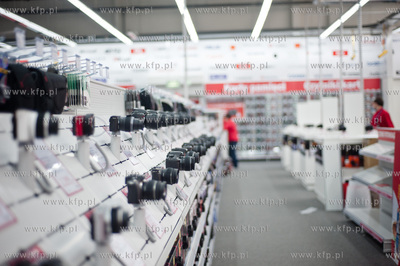 Gdynia. Konferencja prasowa z okazji otwarcia nowego...