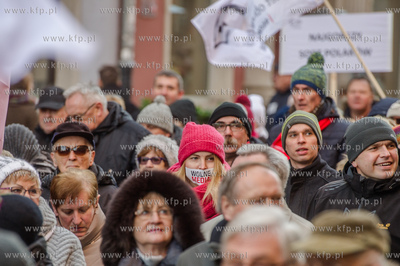 Gdansk. Manifestacja w obronie Wolnych Mediow zorganizowana...