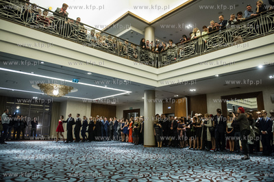 Sopot. Centrum konferencyjne hotelu Sheraton. Studniowka...