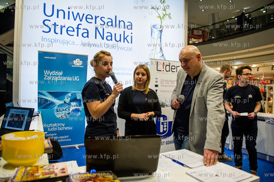 Gdansk. Galeria Baltycka. Uniwersalna Strefa Nauki...