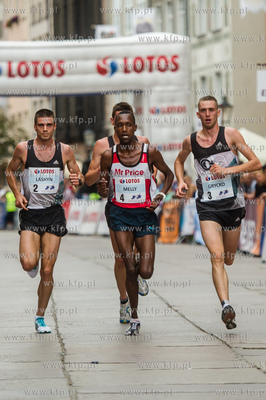 Gdańsk. Międzynarodowy Bieg św. Dominika. Bieg Elity...