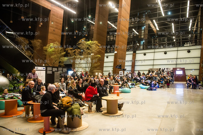Gdańsk. Ogród zimowy Europejskiego Centrum Solidarności....