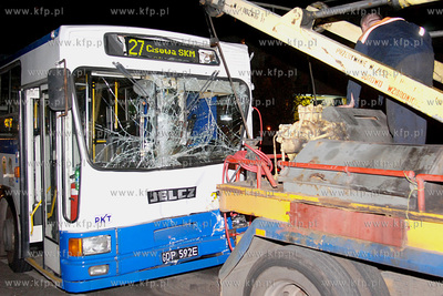 Zderzenie dwoch trolejbusow na ulicy Morskiej w Gdyni,...