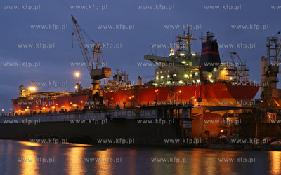 Gdanska Stocznia Remontowa . nz. suchy dok 
22.01.2008
Sebastian...