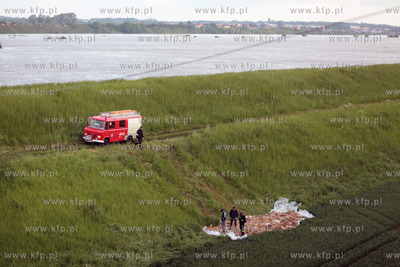 Do Tczewa zbliza sie fala kulminacyjna. Stan wody na...
