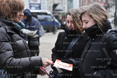 DZIEN BEZ SMOLENSKA na Dlugim Targu w Gdansku zorganizowany...