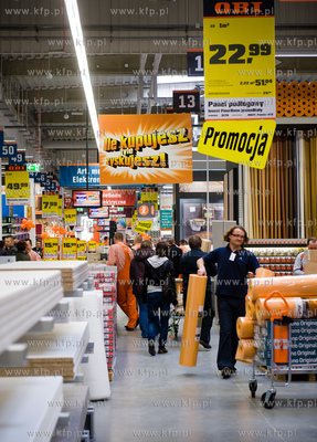 Gdansk Szadolki.. Otwarcie nowego centrum handlowego...
