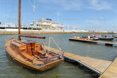 Sopot - molo. Przystan jachtowa przed oficjalnym otwarciem,...