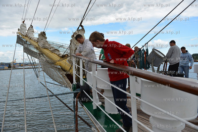 Dzien na Darze Mlodziezy ze studentami Akademii Morskiej...