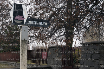 Cmentarz Zołnierzy Radzieckich przy ulicy Zastawnej...