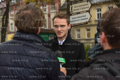 Slupsk. Kandydat na posla z list KWW Kukiz'15 Radoslaw...